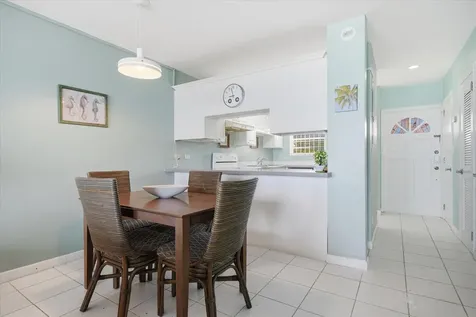60 Delaporte Point New Providence Paradise Island BS