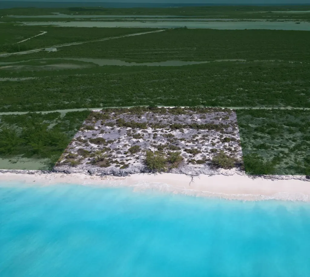 Beachfront Double Lot Long Island BS