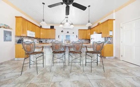8 Breeze Away Estates Eleuthera BS
