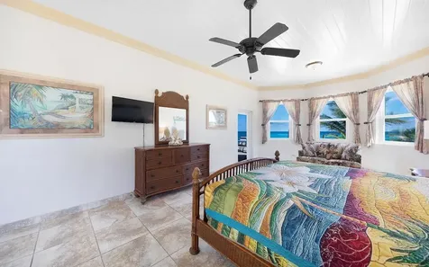 8 Breeze Away Estates Eleuthera BS