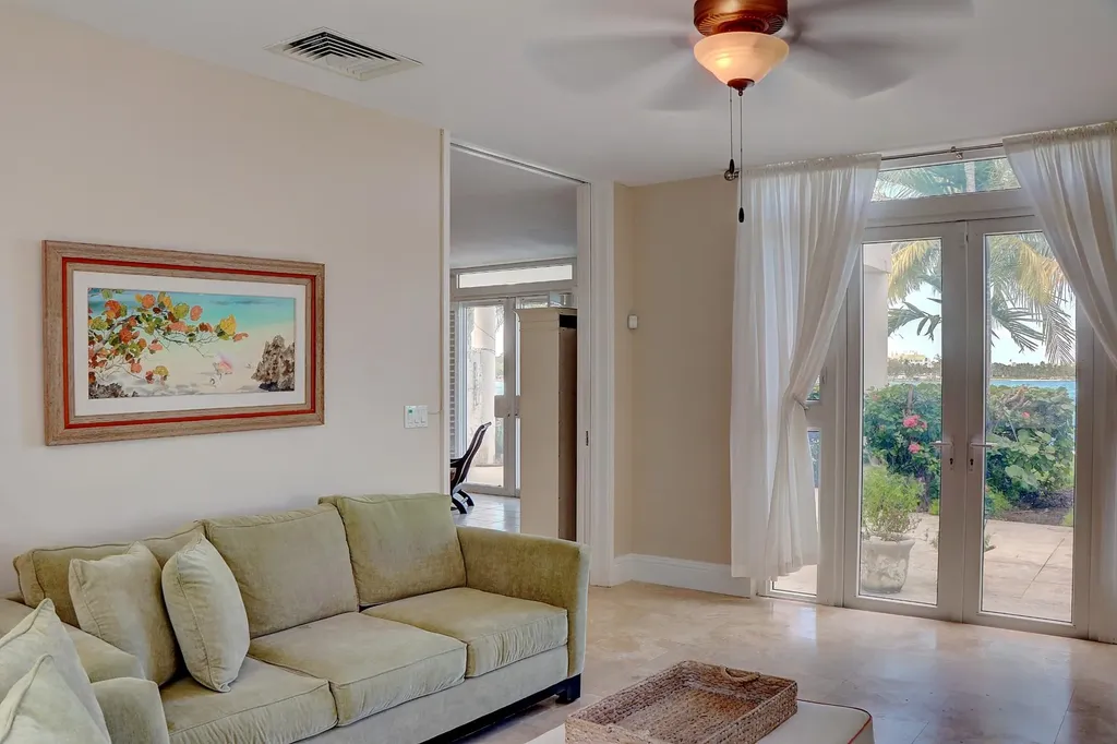 Dicks Point Close New Providence Paradise Island BS