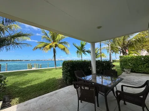 Dicks Point Close New Providence Paradise Island BS