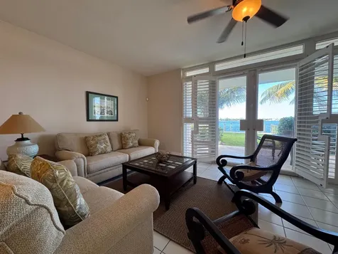 Dicks Point Close New Providence Paradise Island BS