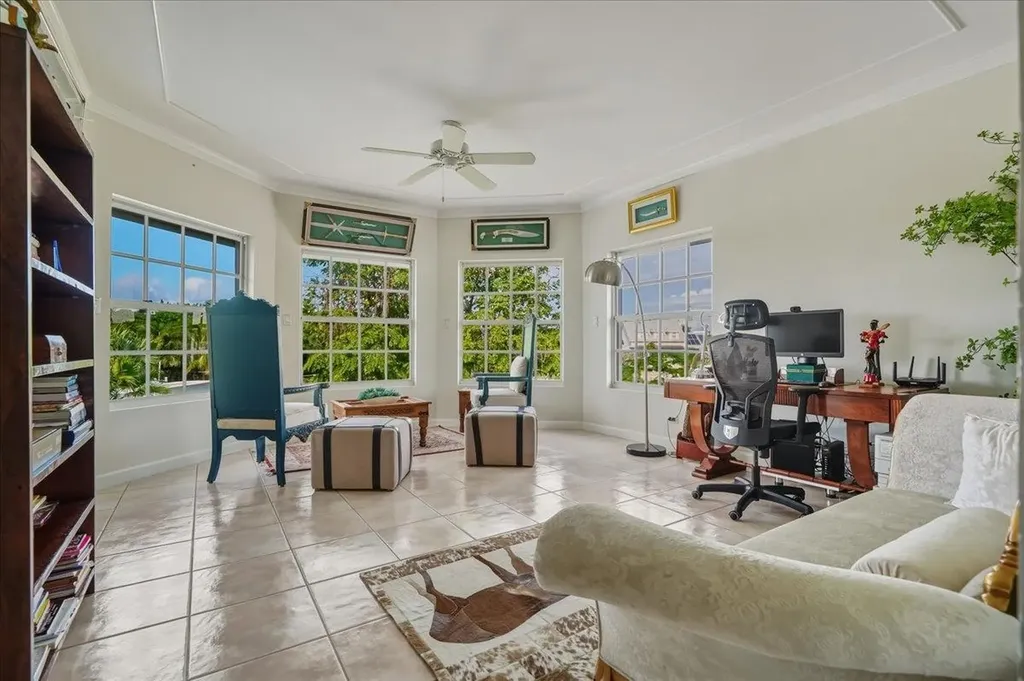 8 Port New Providence New Providence Paradise Island BS