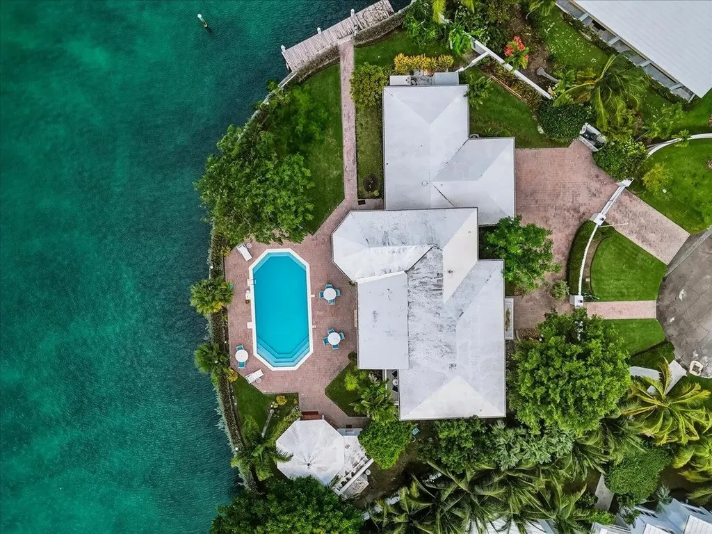 8 Port New Providence New Providence Paradise Island BS