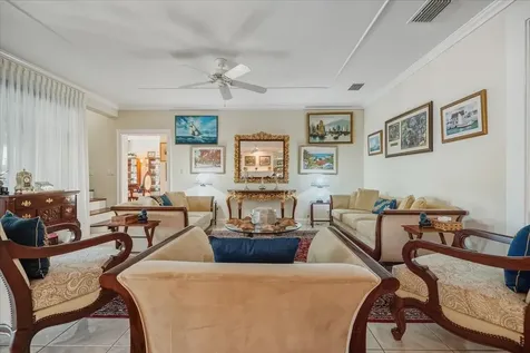 8 Port New Providence New Providence Paradise Island BS