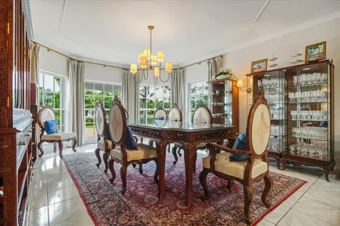 8 Port New Providence New Providence Paradise Island BS