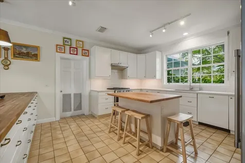 8 Port New Providence New Providence Paradise Island BS