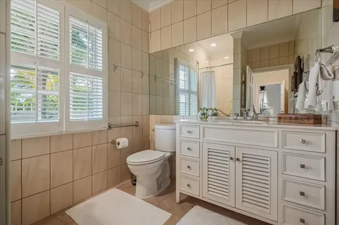 8 Port New Providence New Providence Paradise Island BS