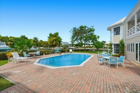 8 Port New Providence New Providence Paradise Island BS