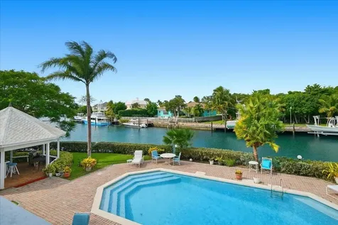 8 Port New Providence New Providence Paradise Island BS