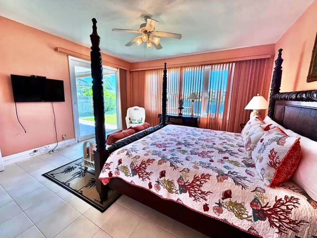 Waters Edge, Oceanhill Bl Grand Bahama Freeport BS