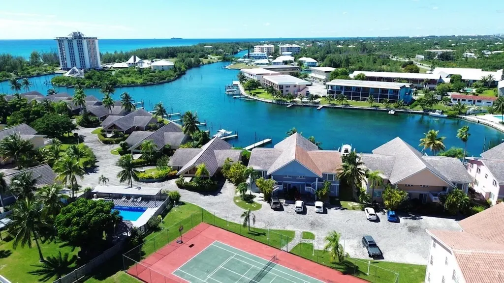 Waters Edge, Oceanhill Bl Grand Bahama Freeport BS