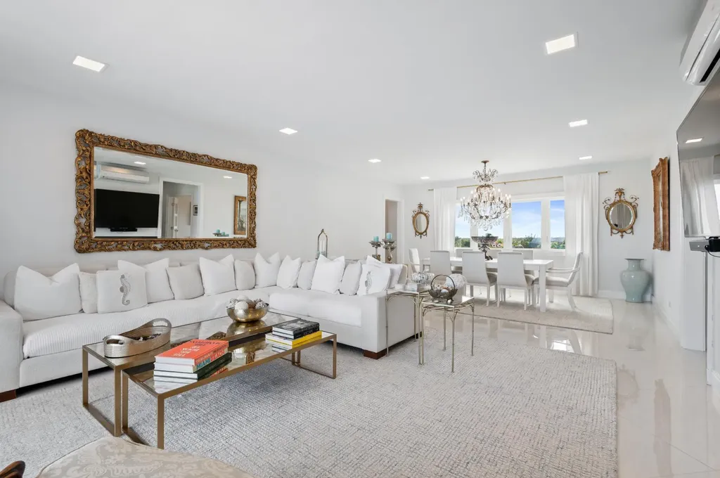 402 Rawson Court New Providence Paradise Island BS