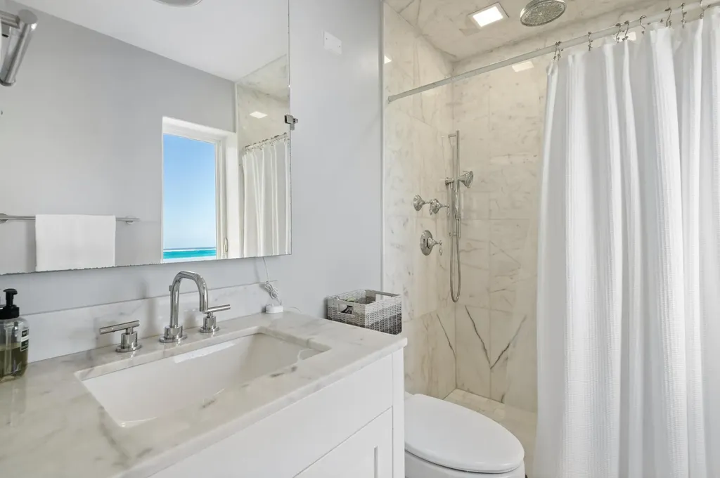 402 Rawson Court New Providence Paradise Island BS