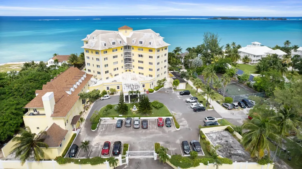 402 Rawson Court New Providence Paradise Island BS
