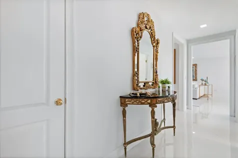 402 Rawson Court New Providence Paradise Island BS