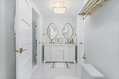 402 Rawson Court New Providence Paradise Island BS