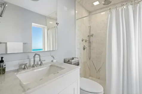 402 Rawson Court New Providence Paradise Island BS