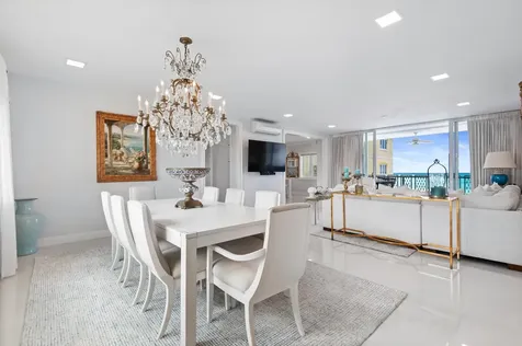 402 Rawson Court New Providence Paradise Island BS