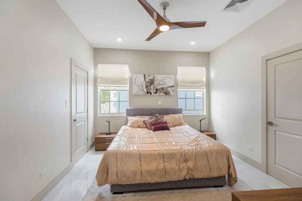 Kingfisher Island 2 New Providence Paradise Island BS