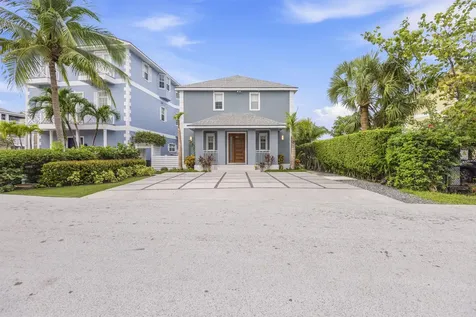 Kingfisher Island 2 New Providence Paradise Island BS