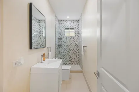 Kingfisher Island 2 New Providence Paradise Island BS