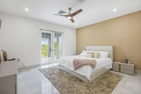 Kingfisher Island 2 New Providence Paradise Island BS