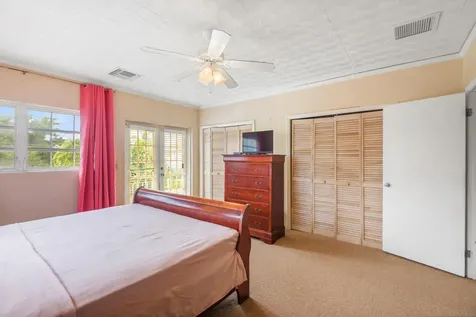 Collie Bluff Lane New Providence Paradise Island BS