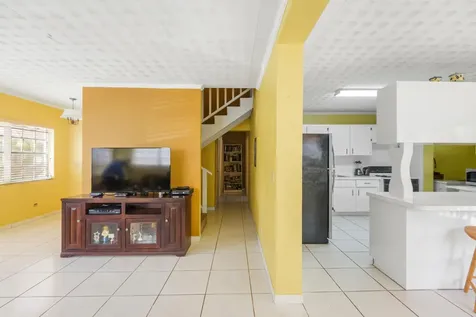 Collie Bluff Lane New Providence Paradise Island BS