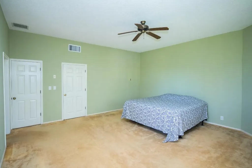 Charles Chillingsworth Court Grand Bahama Freeport BS