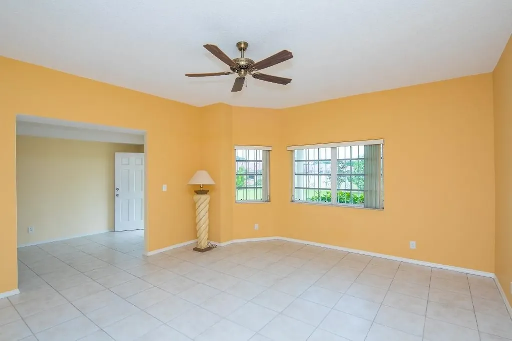 Charles Chillingsworth Court Grand Bahama Freeport BS