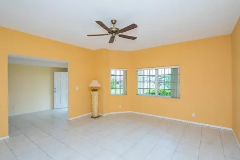 Charles Chillingsworth Court Grand Bahama Freeport BS