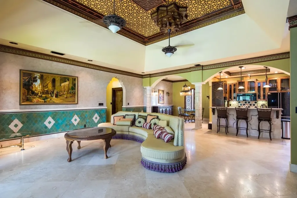 Colony Bay Tri-plex Estate Grand Bahama Freeport BS