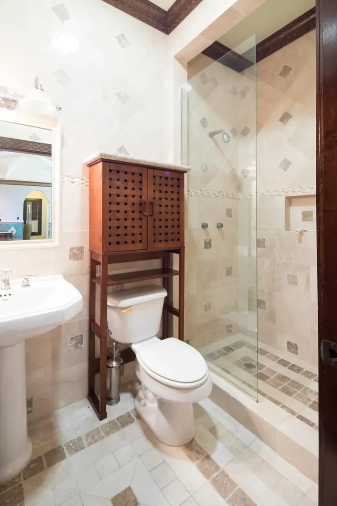 Colony Bay Tri-plex Estate Grand Bahama Freeport BS