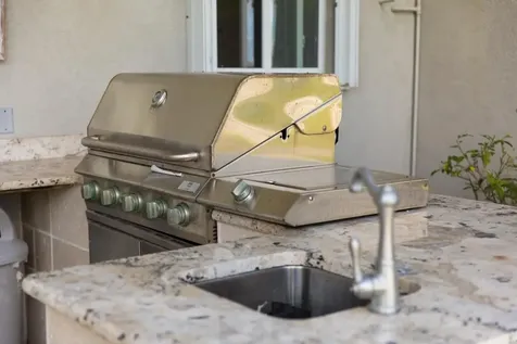 Colony Bay Tri-plex Estate Grand Bahama Freeport BS