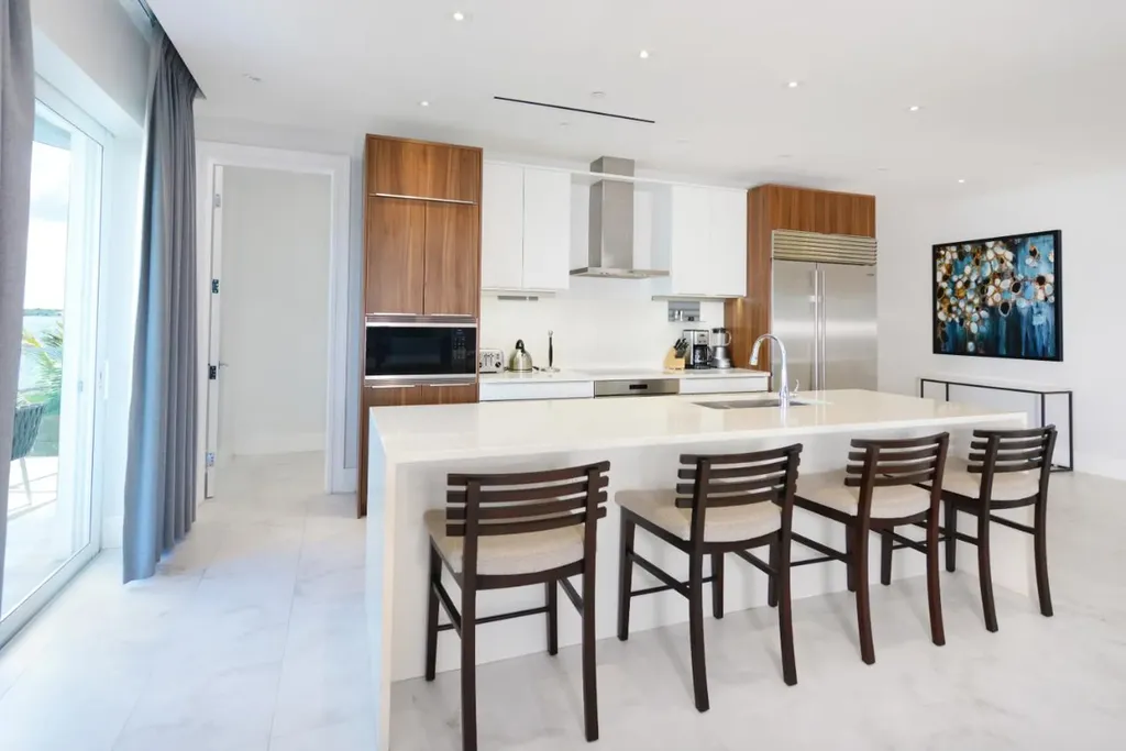 211 One Cable Beach New Providence Paradise Island BS