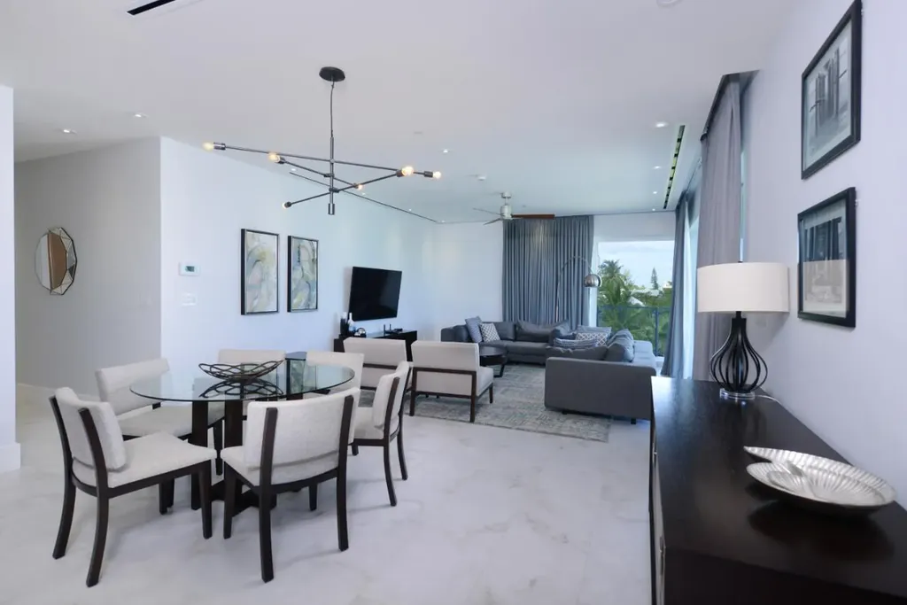 211 One Cable Beach New Providence Paradise Island BS