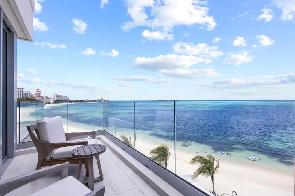 Goldwynn New Providence Paradise Island BS