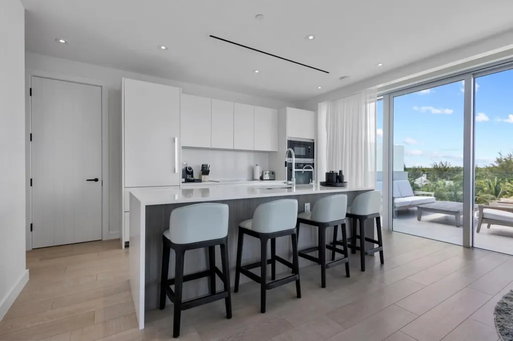 Goldwynn New Providence Paradise Island BS