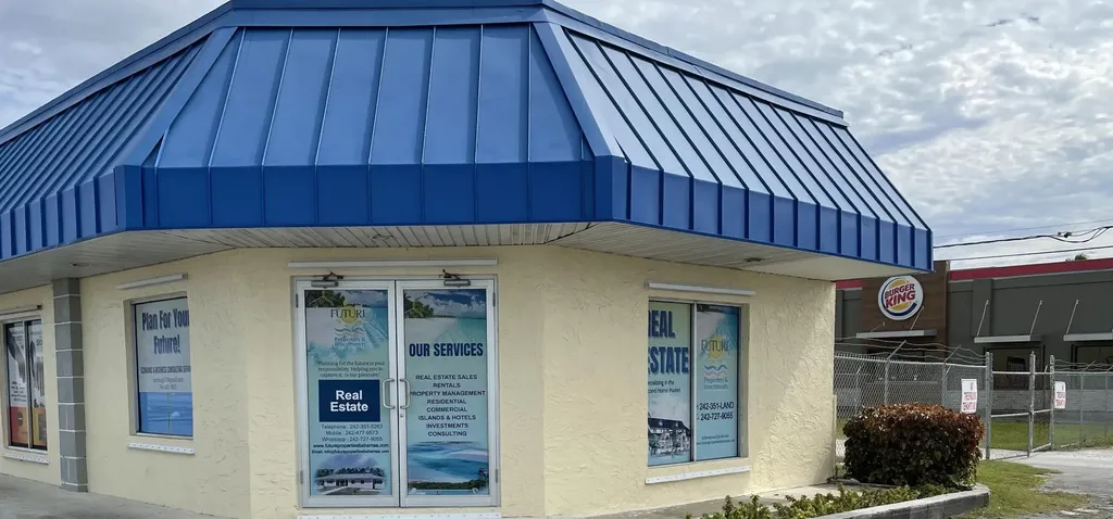 Queens Highway; Queens Place 1a Grand Bahama Freeport BS