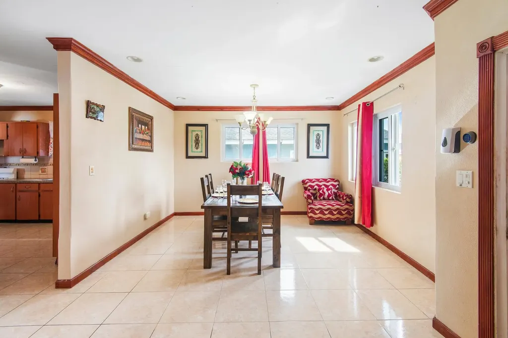 Knowles Dr, Faith Gardens New Providence Paradise Island BS