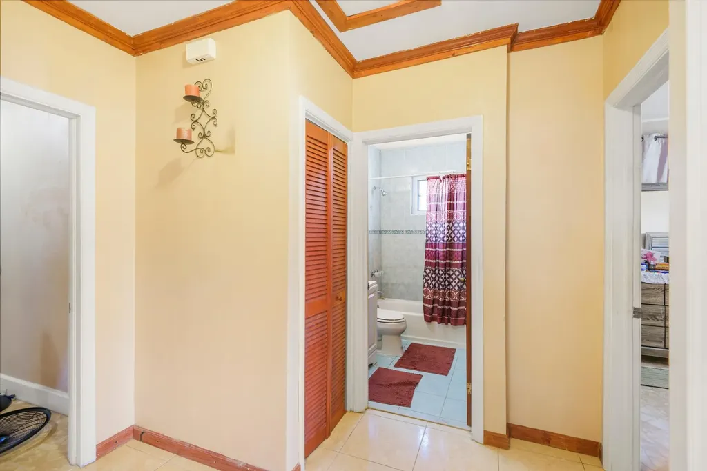 Knowles Dr, Faith Gardens New Providence Paradise Island BS