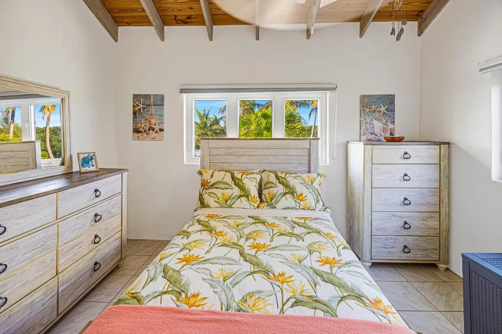 Rainbow Bay Subdivision Eleuthera BS