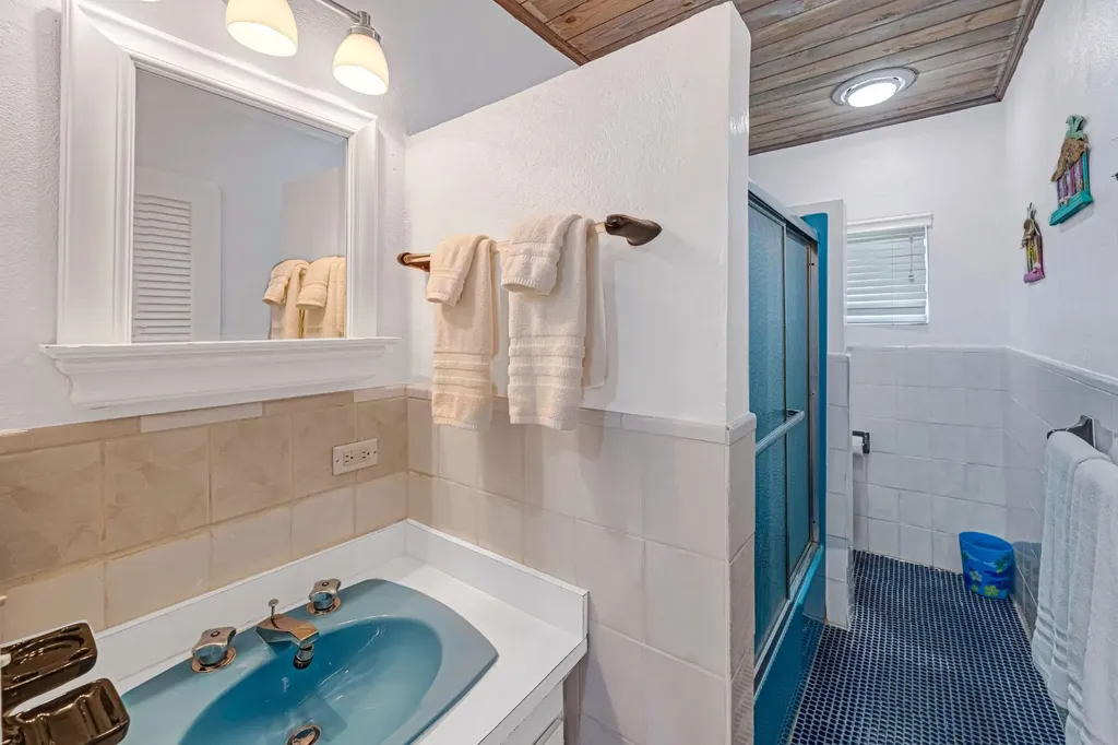 Rainbow Bay Subdivision Eleuthera BS