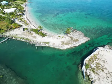 Pelican Shores/duck Pond Abaco BS