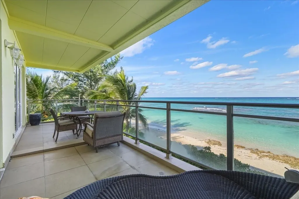 Columbus Cove New Providence Paradise Island BS