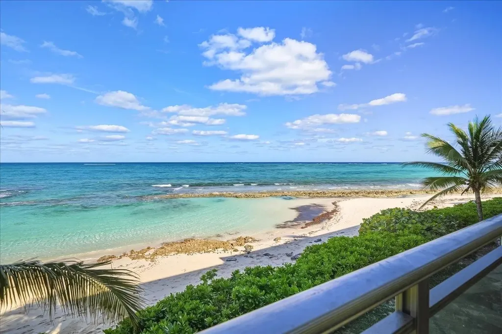 Columbus Cove New Providence Paradise Island BS