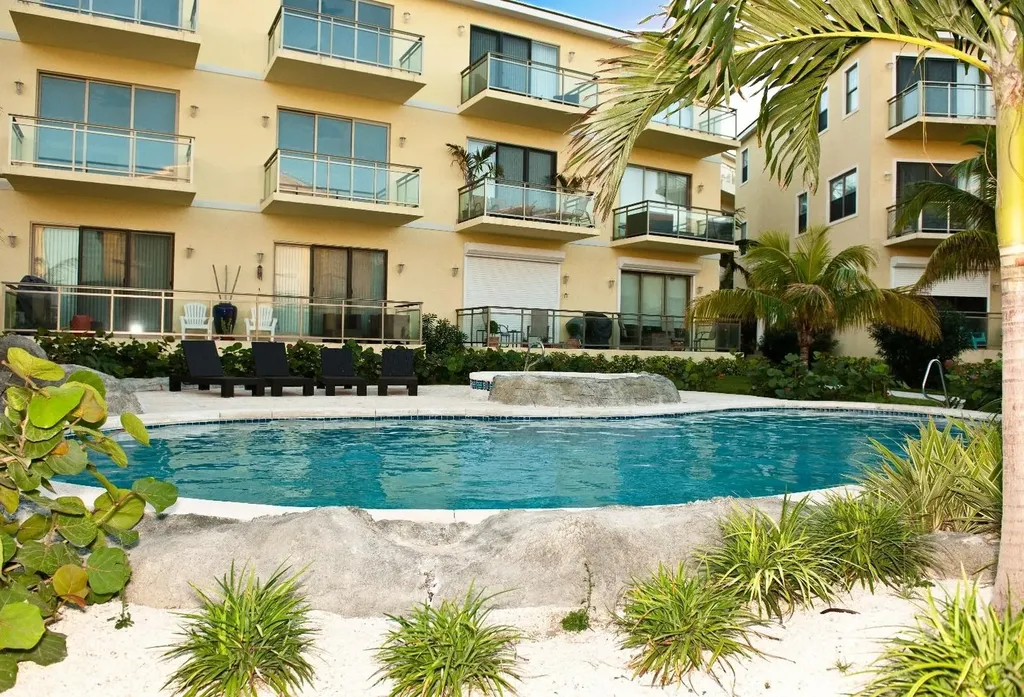 West Bay Street New Providence Paradise Island BS