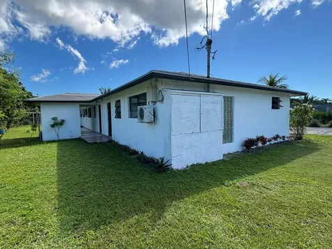 Columbus Drive 27 Grand Bahama Freeport BS